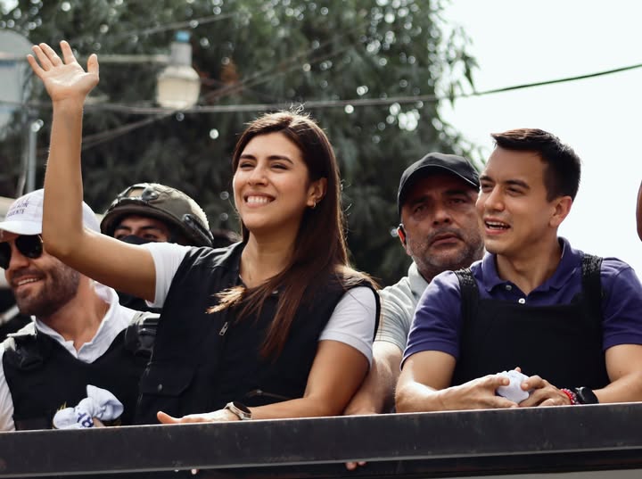 COMO VAN LAS COSAS, NI EL PRESIDENTE DE LA REPÚBLICA, NI VARIOS DE LOS 95 ASAMBLEISTAS QUE BUSCAN REELECCIÓN NO PEDIRÍAN LICENCIA PARA LA CAMPAÑA ELECTORAL, Y QUE SE AMPARAN EN UN DICTAMEN DE LA CORTE CONSTITUCIONAL DEL 2010.-
