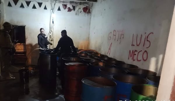 "LOS QUE ROBAN HIDROCARBUROS TIENEN QUE IR PRESOS"
