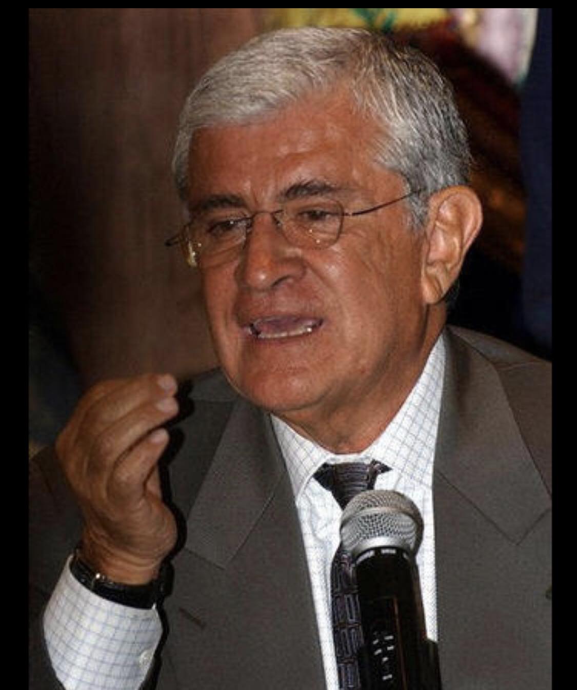 FALLECIÓ A LOS 86 AÑOS EXPRESIDENTE DE ECUADOR, ALFREDO PALACIO.-