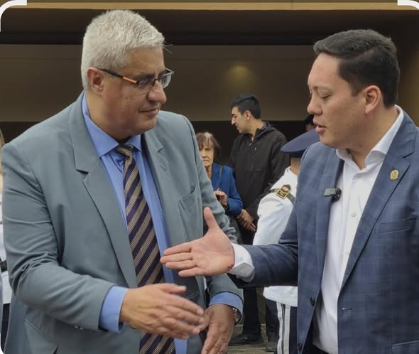 DARIO ORDOÑEZ EXGERENTE DE LA EMOV EP CRITICA AL ALCALDE CRISTIAN ZAMORA POR HABER PERDIDO EL RUMBO DE SU GESTIÓN.